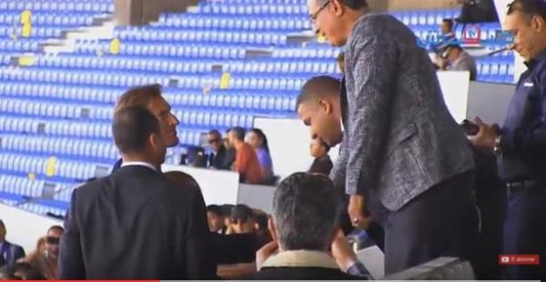 بالفيديو ..  سلام "بارد" بين الزاكي ورونار