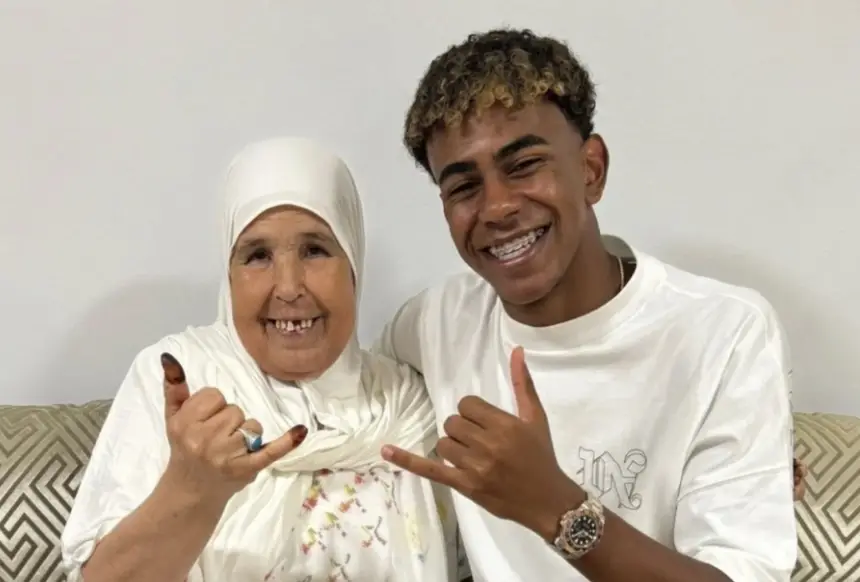 رغم اختياره لاروخا.. لامين جمال يوثق ارتباطه بالمطبخ المغربي في "304"