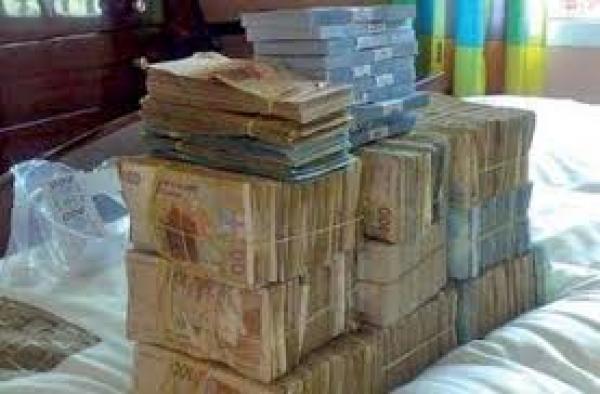 الأمن يفك لغز سرقة 300 مليون سنتيم من منزل بمرتيل