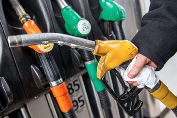 بعد وصولها لمستويات قياسية.. مركزية نقابية تدخل على خط ارتفاع أسعار المحروقات بالمغرب
