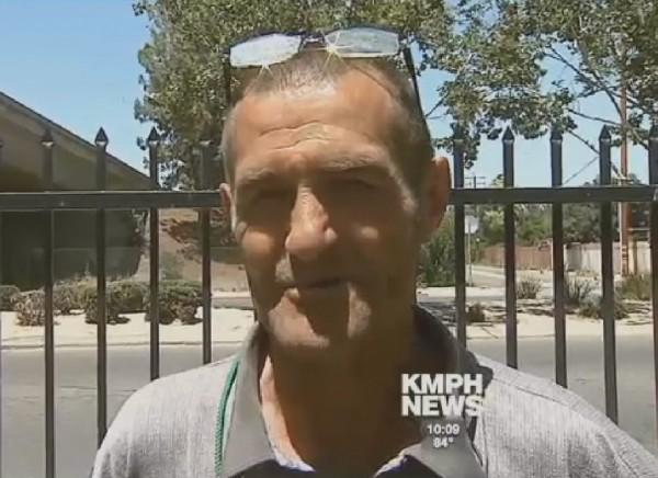 رجل من كاليفورنيا يعيد 125 ألف دولار عثر عليها سقطت من شاحنة مدرعة