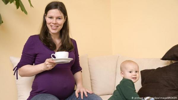 ما هو أفضل توقيت لإخبار طفلك بقدوم مولود جديد؟