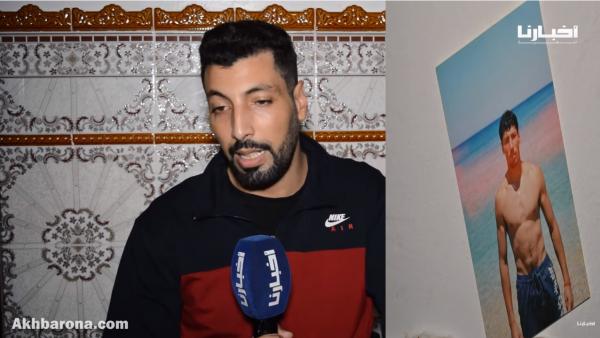 شاب أصيب بالشلل: كنت اليد اليمنى لوالدي وأطلب المساعدة من المحسنين