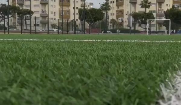 مطالب بالحفاظ على مجانية ملاعب القرب ووضع حد لاستغلالها لأهداف مادية