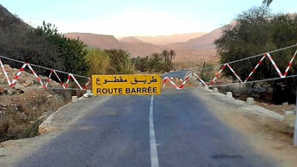 خوفا من وقوع كارثة.. منع مرور العربات بهذه الطريق بعد انجراف للتربة