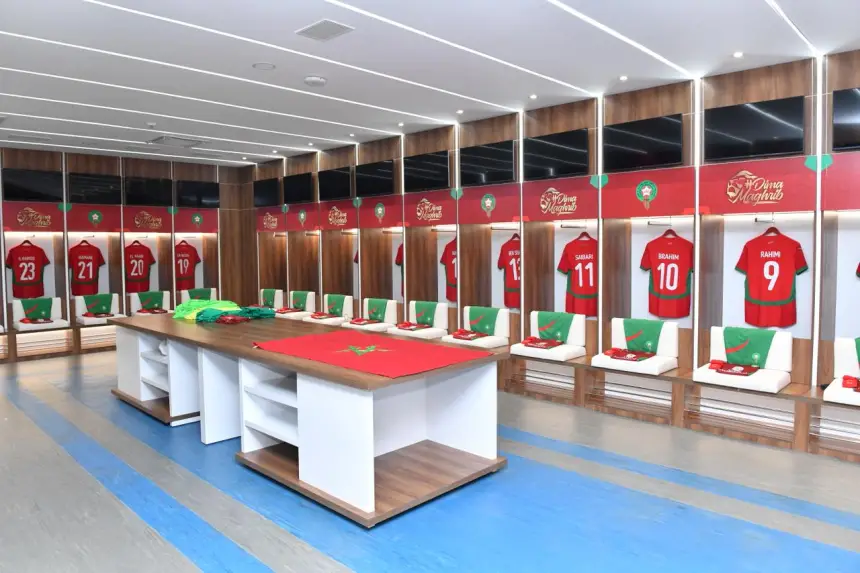 تشكيلة المنتخب الوطني أمام أوغندا