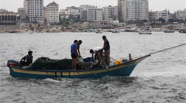 إسرائيل تفرج عن 8 صيادين اعتقلتهم شمال غزة