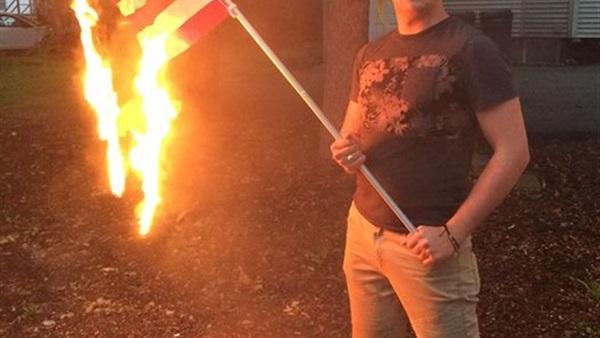 ألمانيا.. مشروع قانون يجرم حرق الأعلام في الأماكن العامة