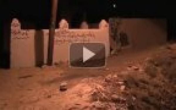 قصة سيدة تخرج من قبرها بعد دفنها 