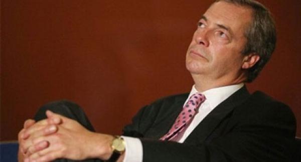 أمير بولندي يتحدى زعيم حزب الاستقلال البريطاني لمنازلة بالسيف