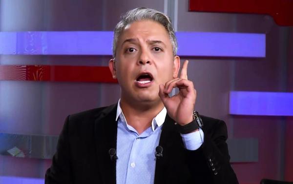 الإعلامي المعارض "معتز مطر" يعلن اختفاء 8 أفراد من أسرته بينهم والدته بعد إطلاقه حملة ضد النظام المصري