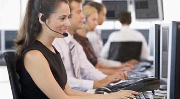 دراسة أمريكية تربط بين العمل الشاق وتأخر الإنجاب