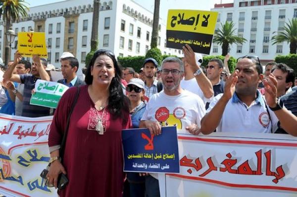 هذه خطة الفايسبوكيين لإنقاذ التقاعد من الإفلاس