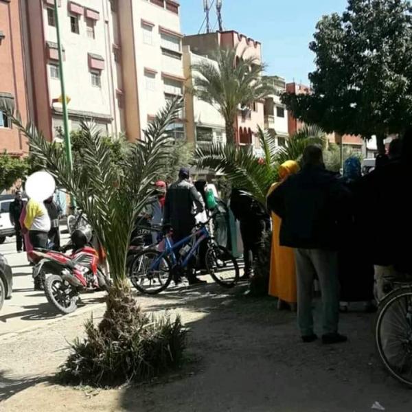 مواطنون يتوجهون إلى المقاطعات الإدارية من أجل الاستفسار عن بطاقة راميد