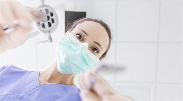 لهذا السبب تجنب الاضطراب عند طبيب الأسنان