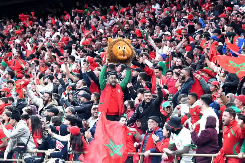 نسخة "كان" استثنائية حقاً.. جمهور مباراة المغرب ونيجيريا يحقق إنجازا تاريخيا دون علمه (صورة)