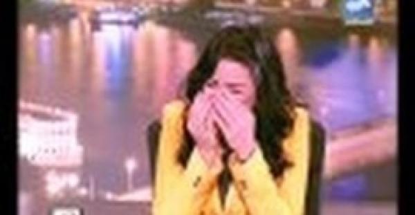 بالفيديو..ضيف مصري يتغزل بمقدمة برنامج على الهواء