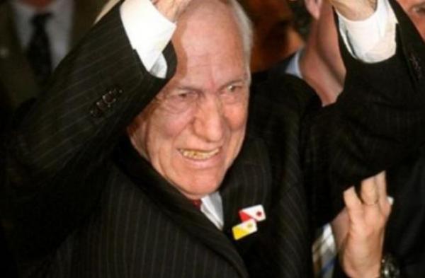 عائلة الأسطورة بيليني تتبرع بـ"مخه" لبحوث الزهايمر