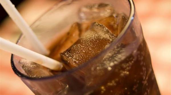  تضاف ألوان الكراميل لأسباب جمالية وليس كمكون رئيسي 