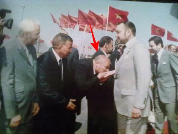 كتسال فيه نصف مليار: أبناء رئيس جماعة سابق يتهمون زوجته الثانية (خادمته) باحتجازه داخل فيلا وتبديد أمواله عن طريق التزوير