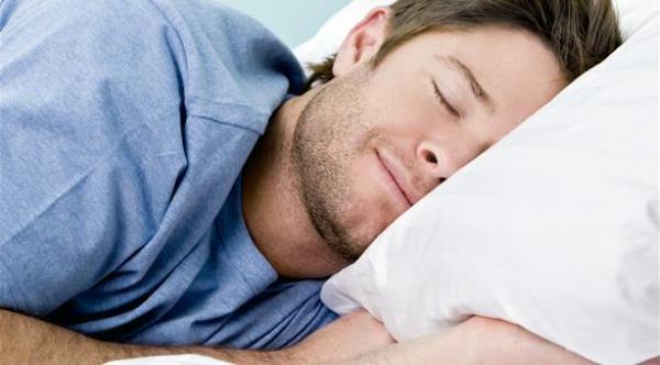  يحتاج بعض الناس عدداً من ساعات النوم أكثر من غيرهم 