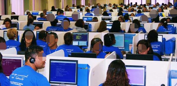 مستخدمو "مراكز النداء" يعيشون رعبا حقيقيا بسبب "كورونا"..."واش  حنا بخوش أرواحنا رخيصة لهذه الدرجة"