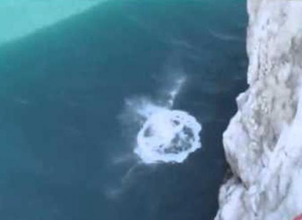 شاهد بالفيديو: القفزة الأخيرة لمتهور روسي