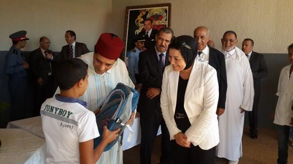 عامل إقليم الصخيرات-تمارة يعطي انطلاقة عملية " مليون محفظة "