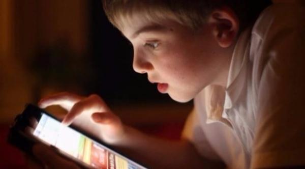 هل يُلغي الذكاء الاصطناعي المعلم؟