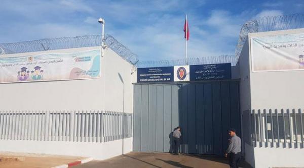 إدارة سجن فاس تكشف حقيقة إصابة سجين بشلل على مستوى يده