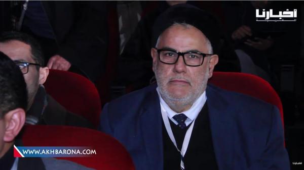 كواليس برلمان البيجيدي: الحديد الواعر ، شي ضاحك وشي كاعي ووزراء في الصفوف الأخيرة