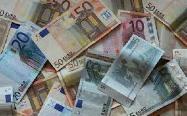 إلقاء القبض على 54 شخصا بتهمة تهريب المخدرات وغسيل الأموال ببرشلونة