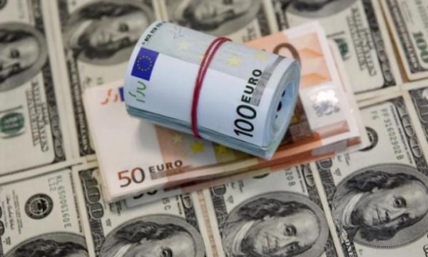 هكذا استقبلت مكاتب الصرف تعويم الدرهم في يومه الأول !!!