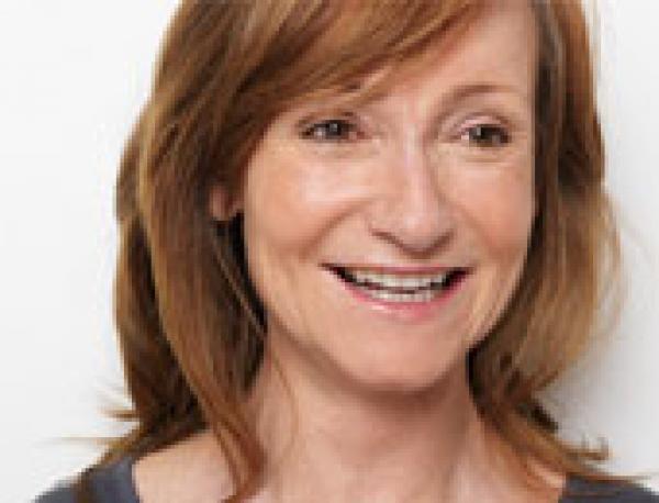 6 أخطاء ترتكبها الفتاة تسبب ظهور التجاعيد