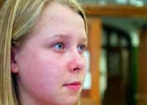 تعرف على قصة الفتاة التي تستطيع رؤية الناس عراة