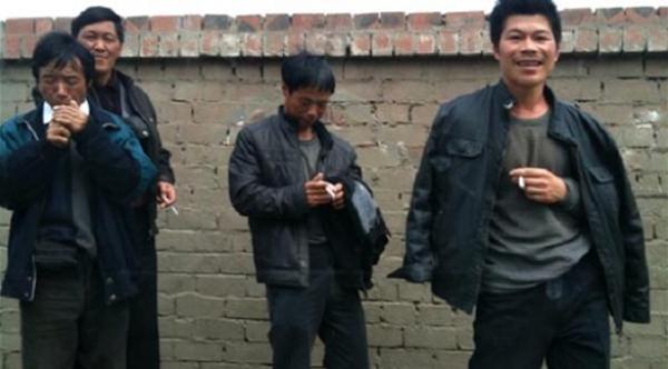 دراسة: التدخين سيقتل ثلث شبان الصين