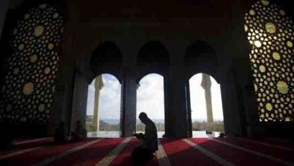 ما هو حكم تارك الصلاة ؟!