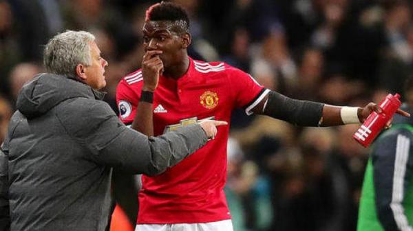 بعدما كان قريبا من المغادرة...إقالة مورينيو تدفع بوغبا إلى تجديد عقده مع المان يونايتد