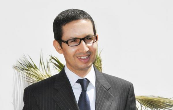 السيد عبد العظيم الكروج : تمديد العمل بالساعة الإضافية قرار اتخذ بصفة استعجالية لما له من إيجابيات بالنسبة للاقتصاد الوطني