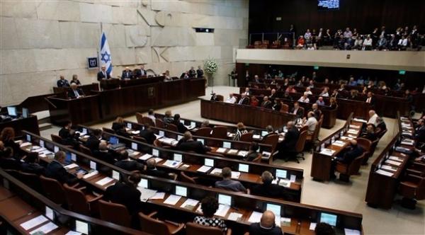 منع دخول نساء إلى الكنيست الإسرائيلي بسبب "التنانير القصيرة"