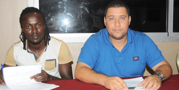 الرجاء يتعاقد مع ثالث لاعب غاني و يفسخ عقد القربي 