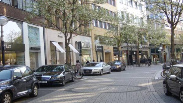 باريس تمنع سير السيارات الملوثة والقديمة بداية من يوليو