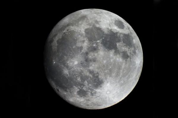 الكشف عن مكان هبوط أول مهمة بشرية على القمر منذ حوالي 50 عامًا