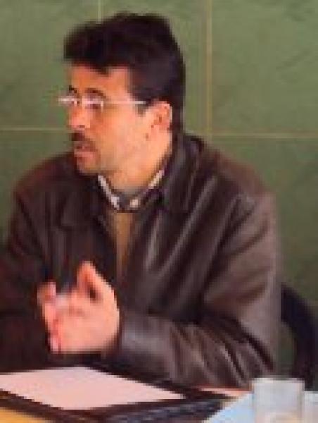 السلوك السياسي مسؤولية النخب و المؤسسات