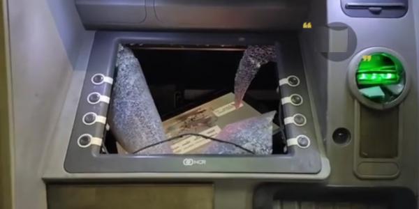 الدار البيضاء: تخريب ومحاولة سرقة صرافات الأبناك