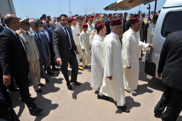 بالصور .. تشييع جثمان الجنرال دو كور دارمي عبد العزيز بناني بحضور الأمير مولاي الحسن