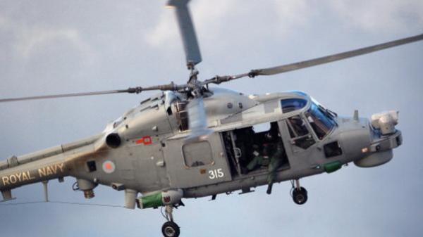 مروحية لم تتكمن من إيصال مساعدات غذائية إلى دواوير إملشيل نتيجة الثلوج