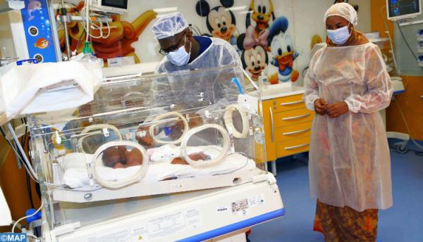 التوائم التسعة الذين وضعتهم سيدة مالية بالمغرب في صحة جيدة