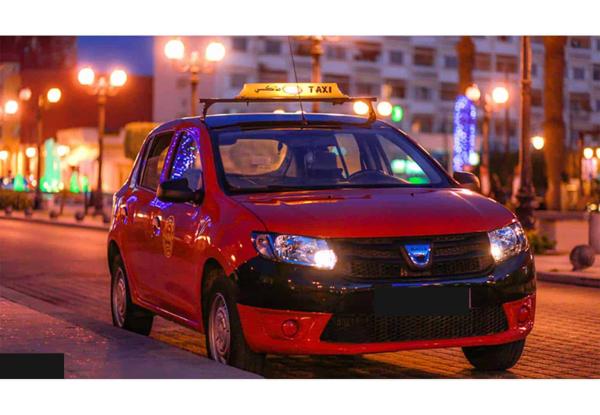 خطير .. الاعتداء على سائق سيارة أجرة بهدف السرقة والأمن يدخل على الخط