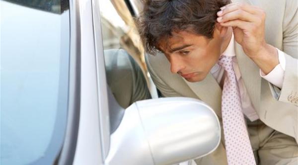 المثاليون أكثر عرضة للاكتئاب وقلة النوم وأوجاع البطن